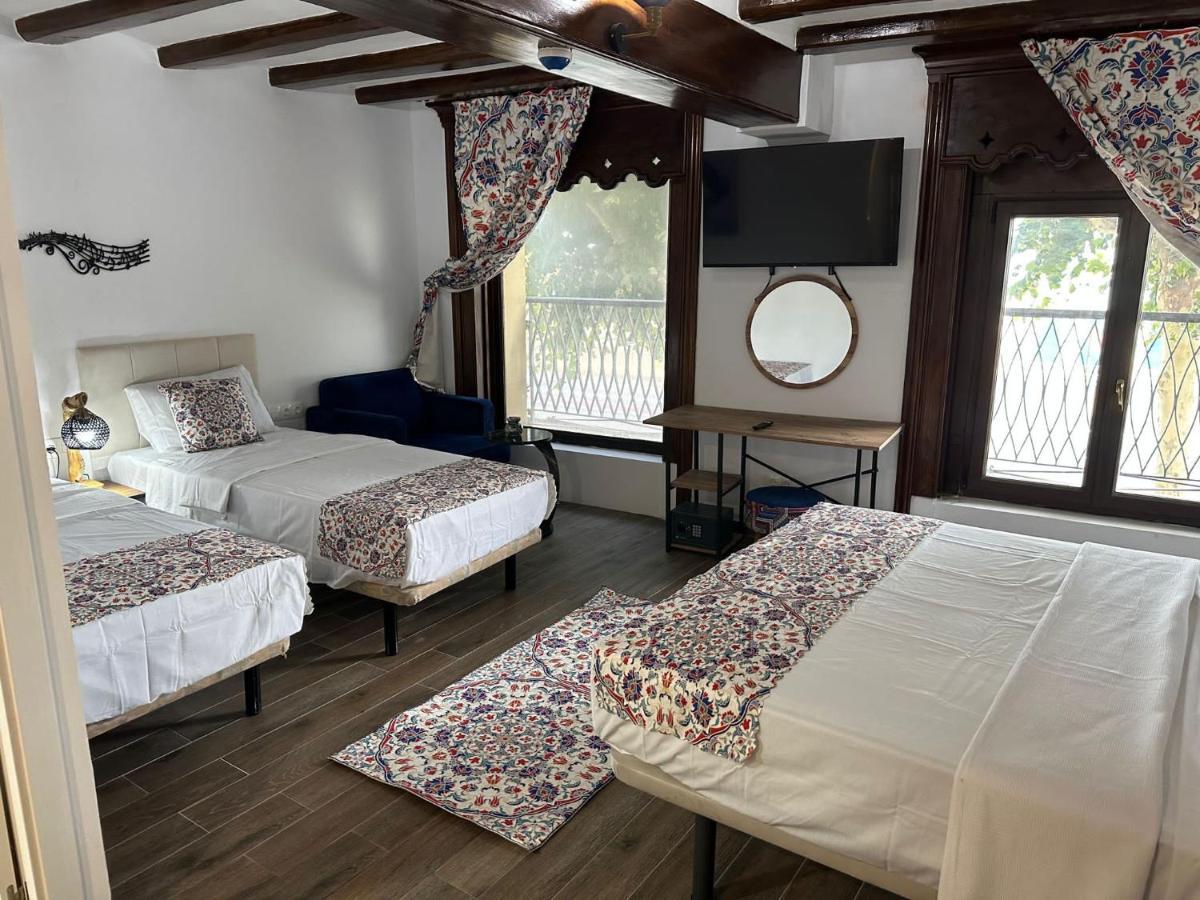 Vilador Beach Hotel El El Masnou Dış mekan fotoğraf